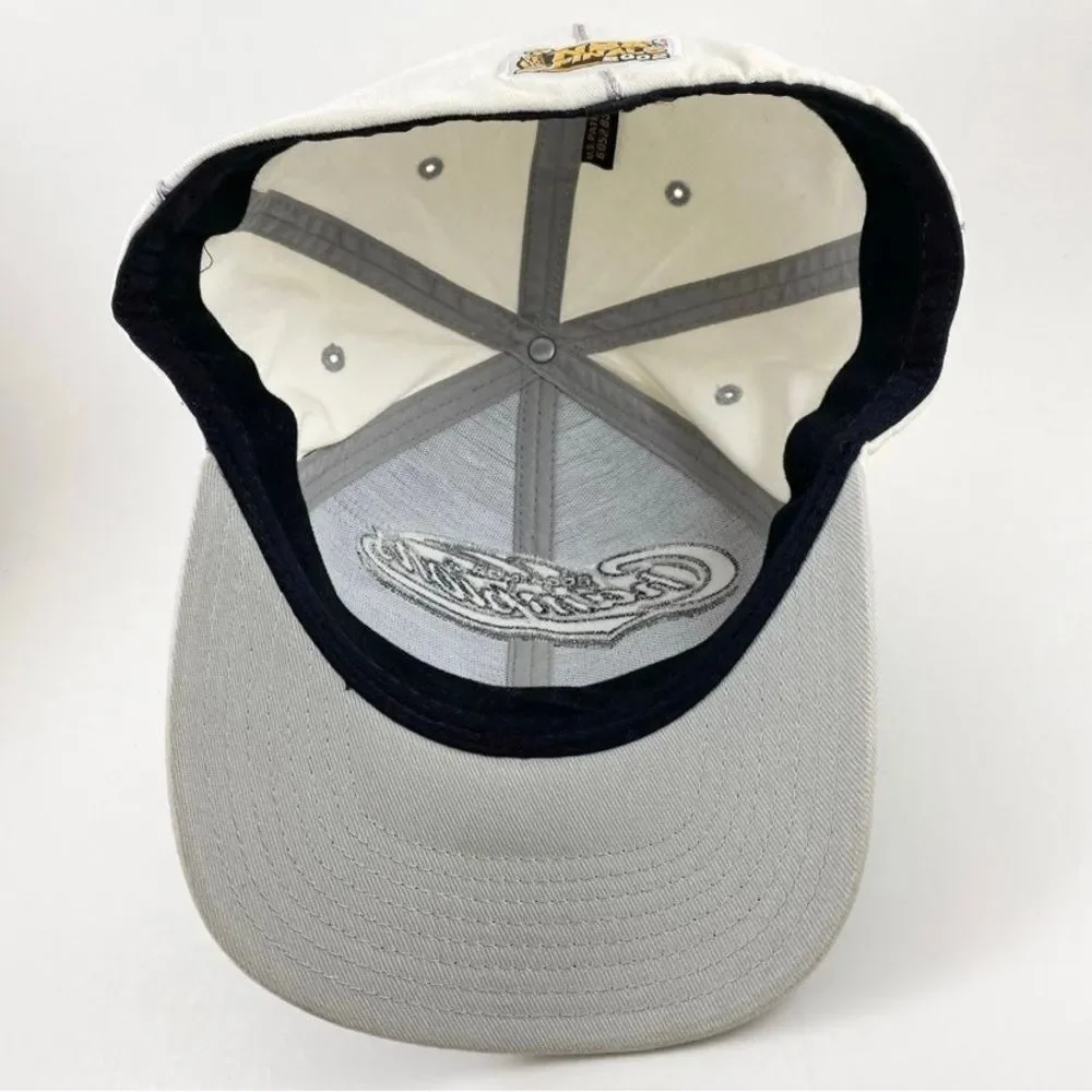 Los Angeles Lakers 2002 Championship Hat